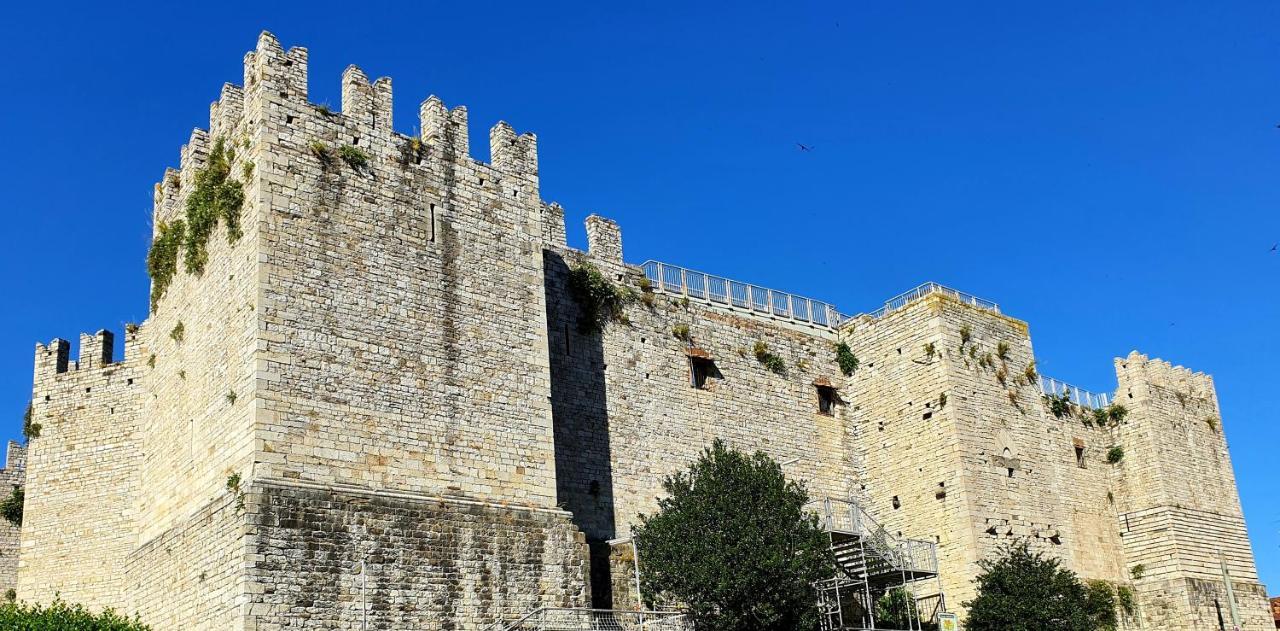 Castle Rooms Prato  Exterior photo